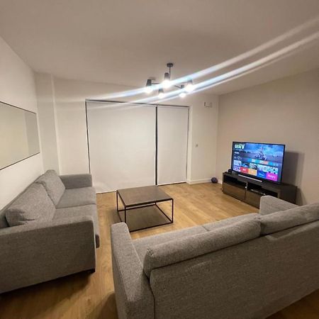 Private Room In A New Shared Apartment Maynooth Extérieur photo
